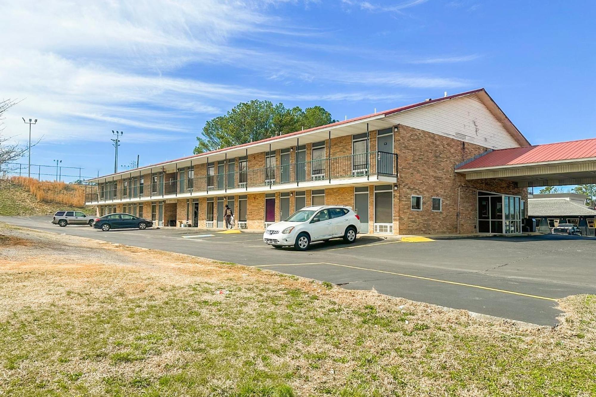 Regal Inn Guntersville By Oyo Hwy 431 Exterior photo